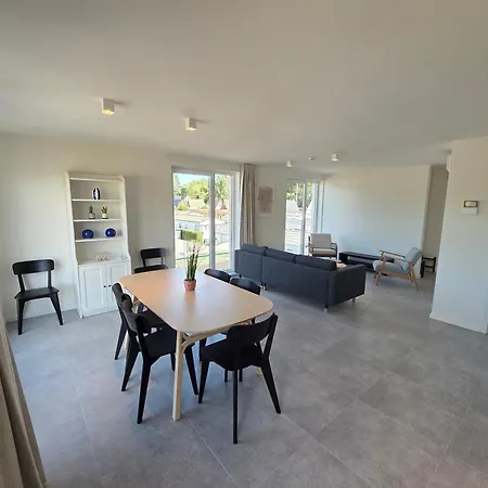 Samen Aan Zee Apartment *